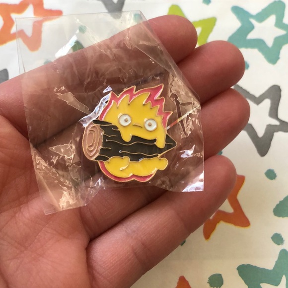 Calcifer Fire Demon Howl’s Moving Castle Studio Ghibli Metal Enamel Pin Brooch - Picture 5 of 12